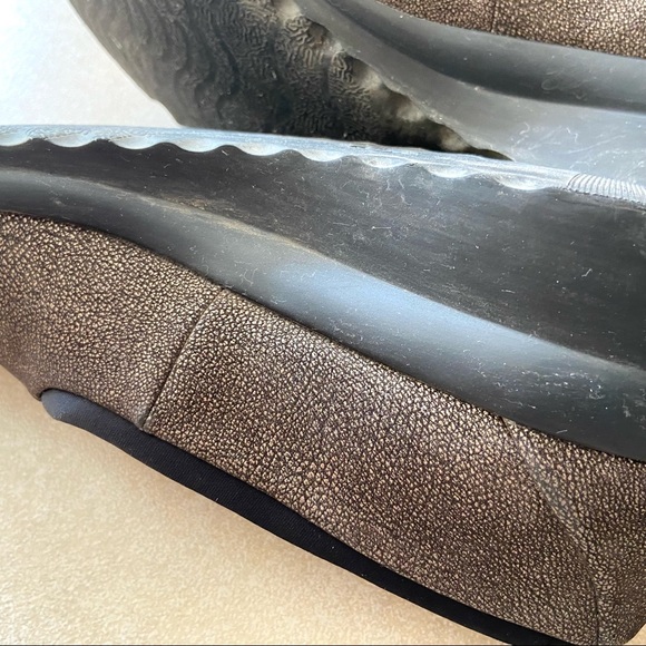 Clarks - Cloudstepper Heel Shoes - Bronze - Picture 5 of 7